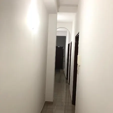 度假居 Cortile Palmi 阿沃拉